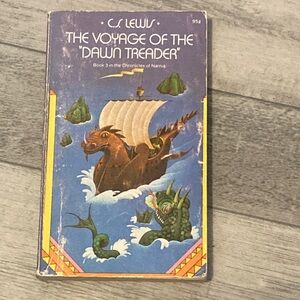 C.S. Lewis - The Voyage of the Dawn Treader (Colorful Illustrated Cover)